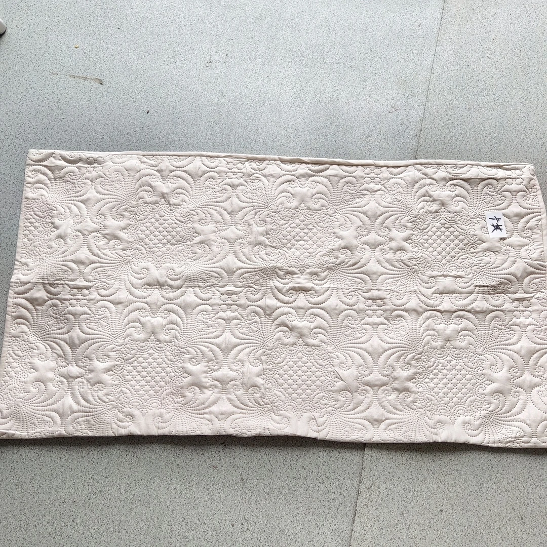 8A44压花枕套 （50X90cm) 尺寸上下差异5公分