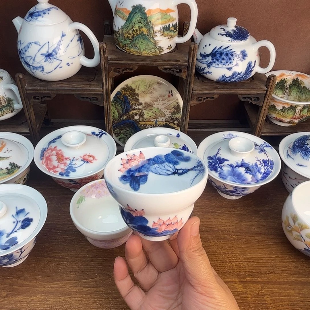 忠意堂釉下彩荷花鱼