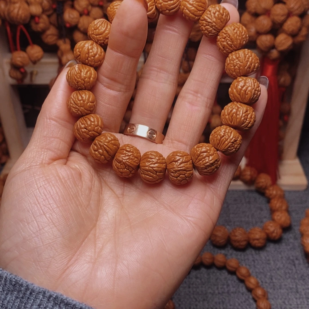 桃核吊坠龙纹桃枭