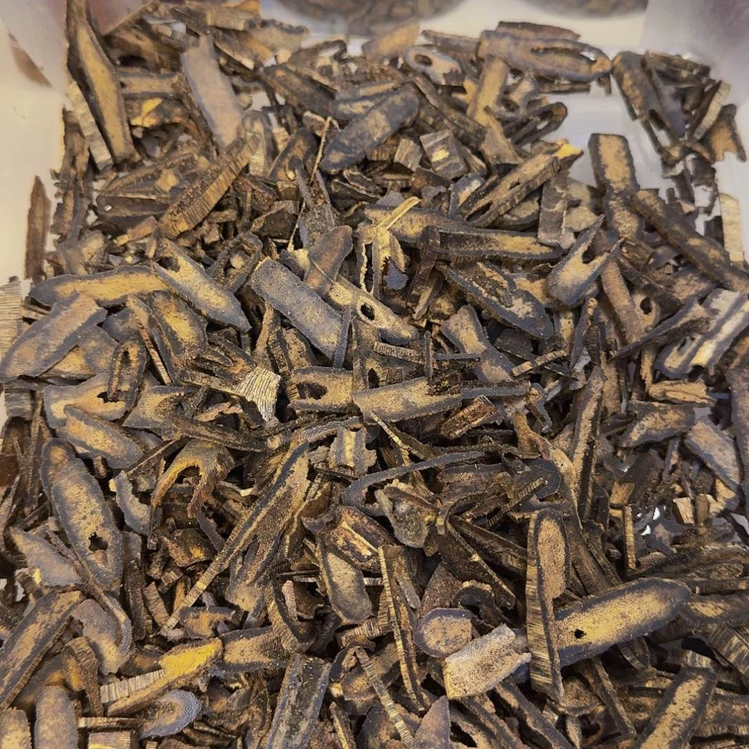 沉香木沉香碎屑紫棋品种高油边角料100克