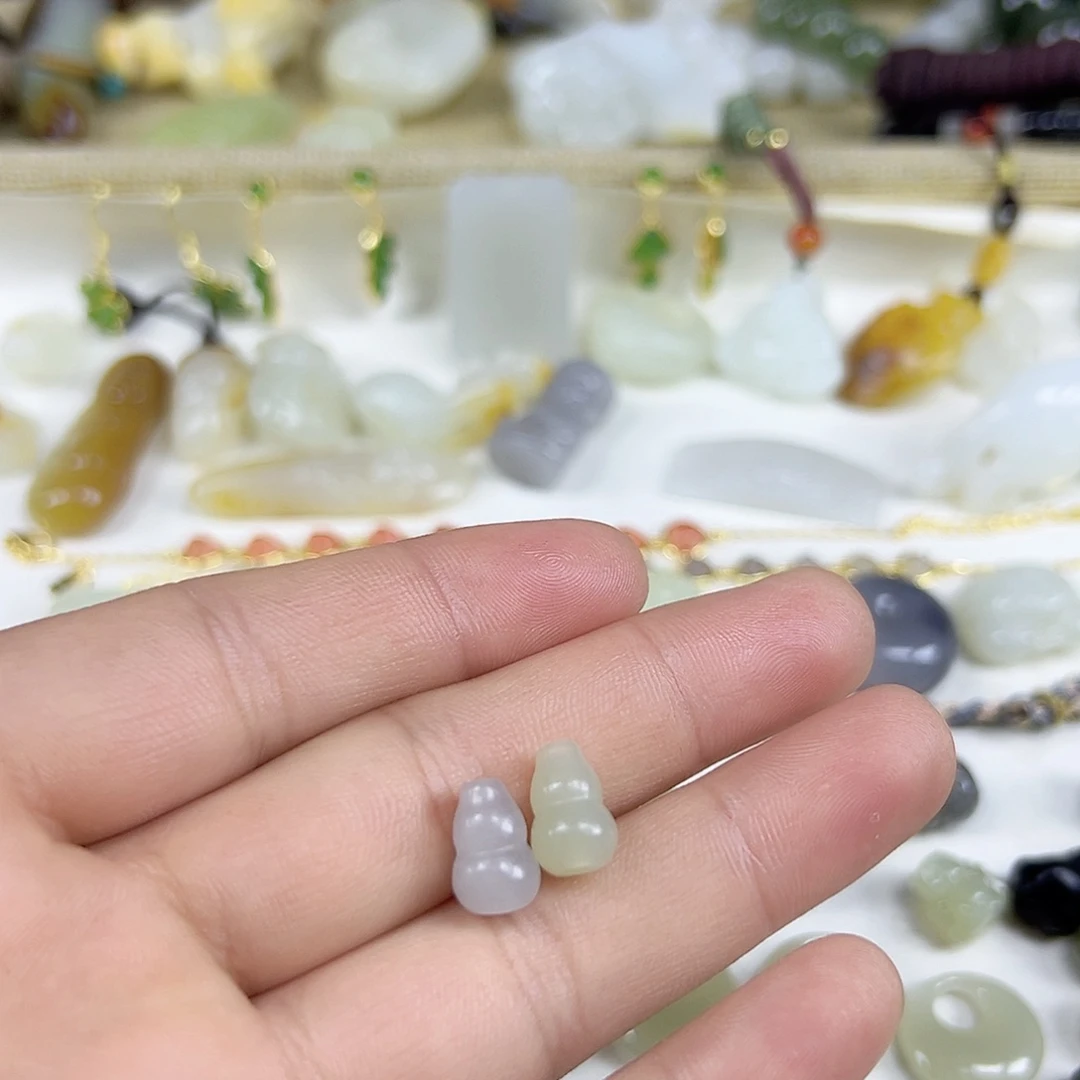 未镶嵌和田玉耳饰吉**意
