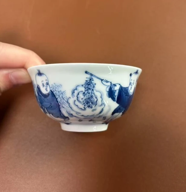 景德镇陶瓷供应链青花两童子迎春画片主人杯185y