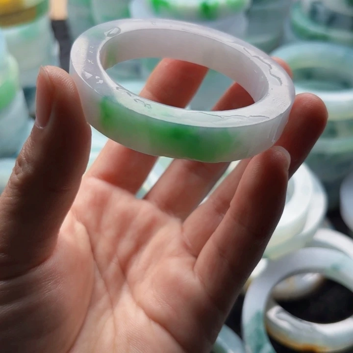 定制翡翠无未镶嵌追***?