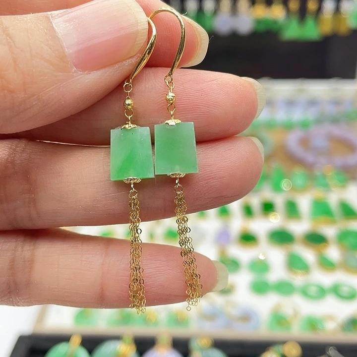 翡翠18K金镶嵌耳饰