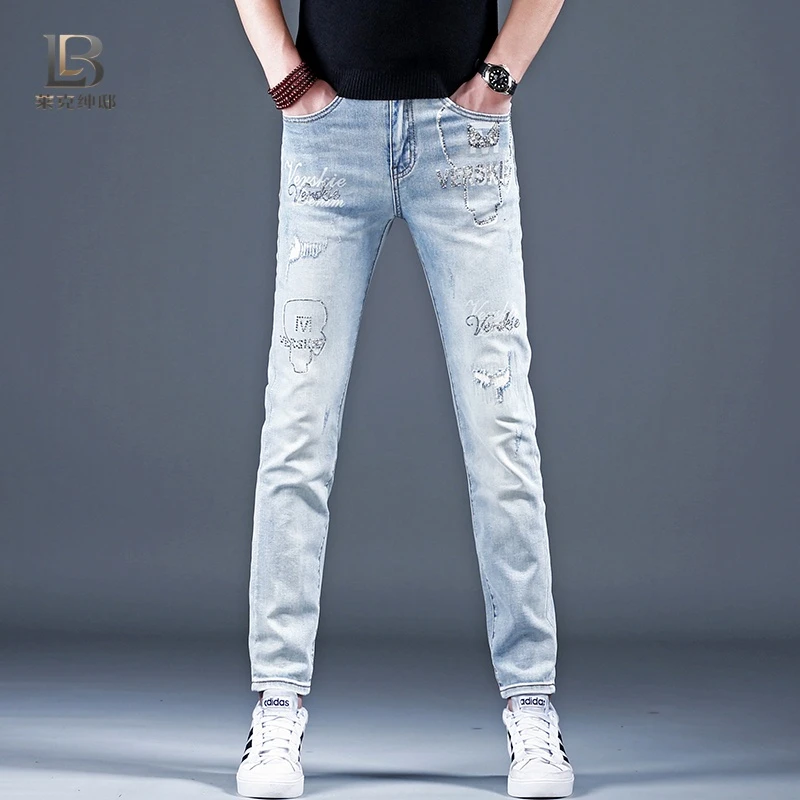 2025夏季新款潮流浅色修身小脚牛仔裤男时尚烫钻个性印花弹力长裤