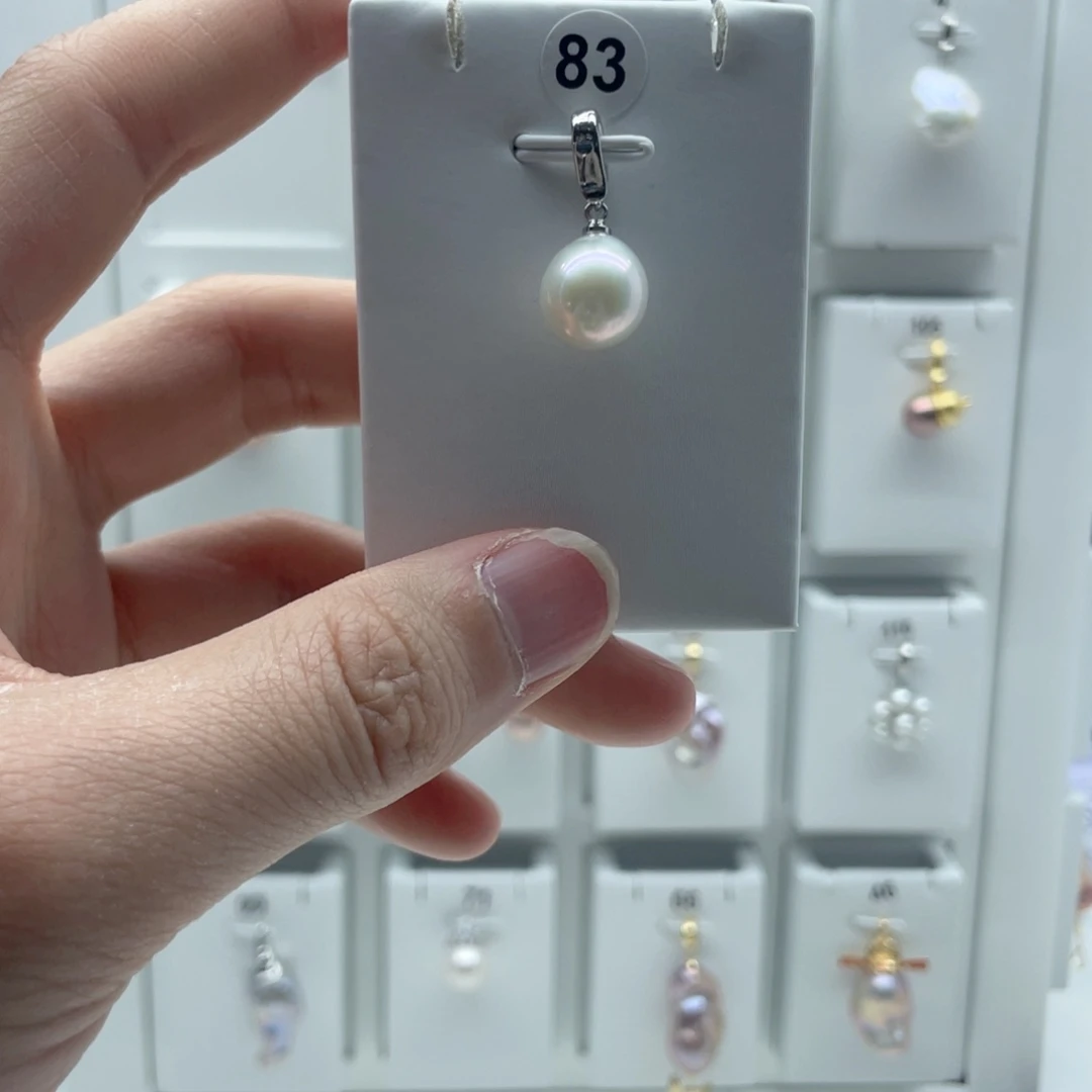 淡水珍珠颈饰合金