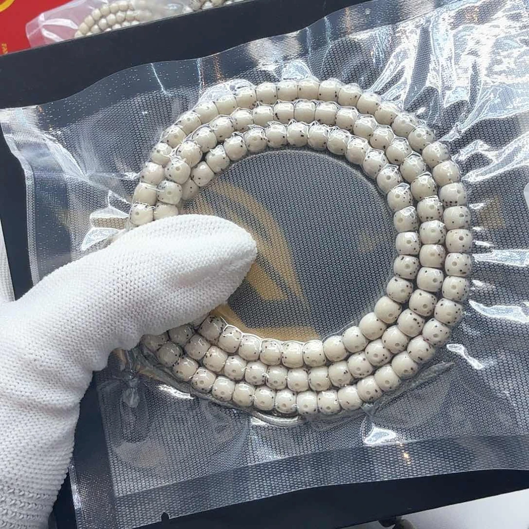 星月菩提吊坠7冰白大眼睛通体6左右108