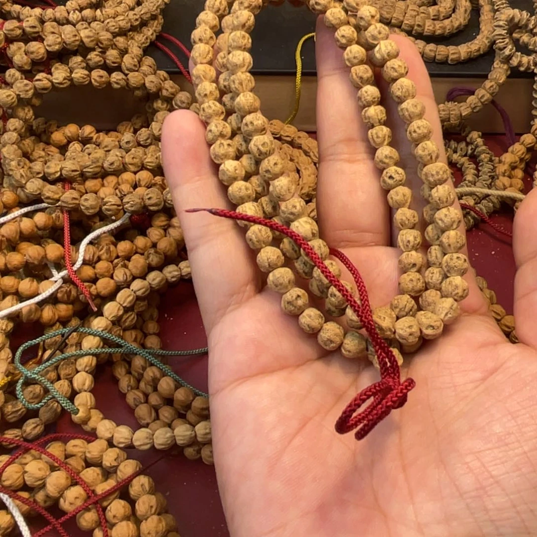 柏香籽/百香籽吊坠仿****?