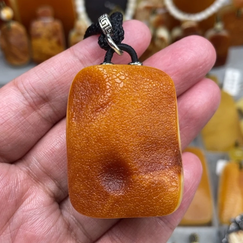 【闪购商品】未镶嵌颈饰琥珀