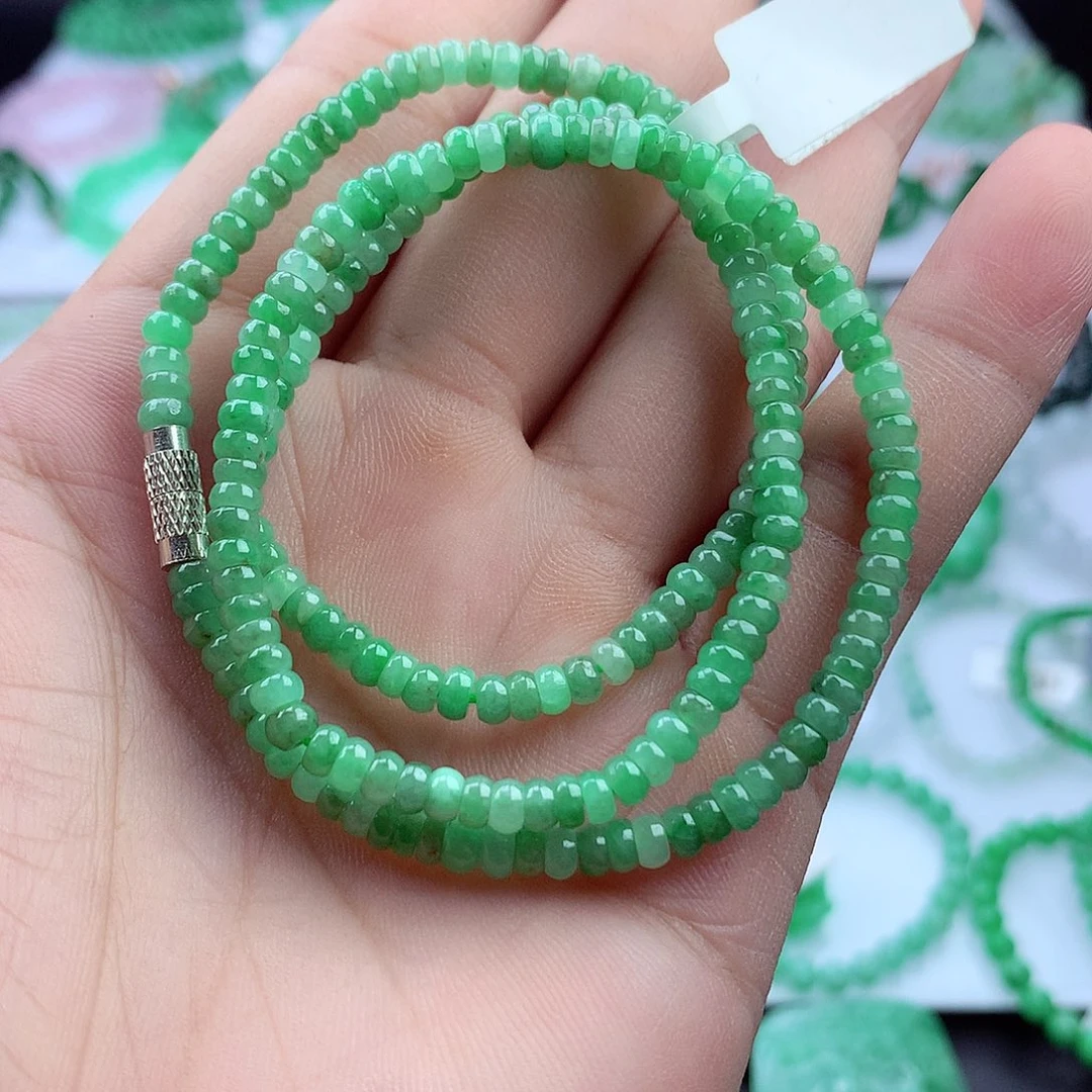 翡翠挂件未镶嵌项链