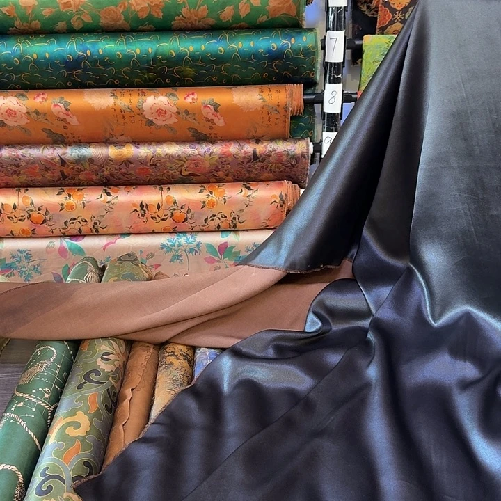 无纺布黑咖皮子门幅1.4米尺寸1.5米