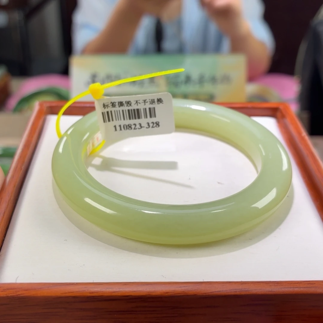 和田玉手镯未镶嵌31。54/55