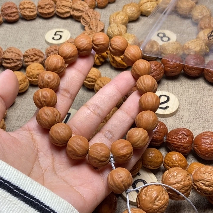 文玩核桃吊坠⊙*⊙小金豆子手串