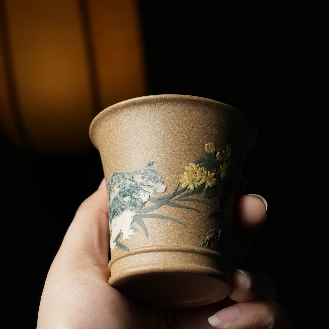 【器韵堂 花猪杯】原矿老段泥 约80cc 半手成型全手彩绘主人杯