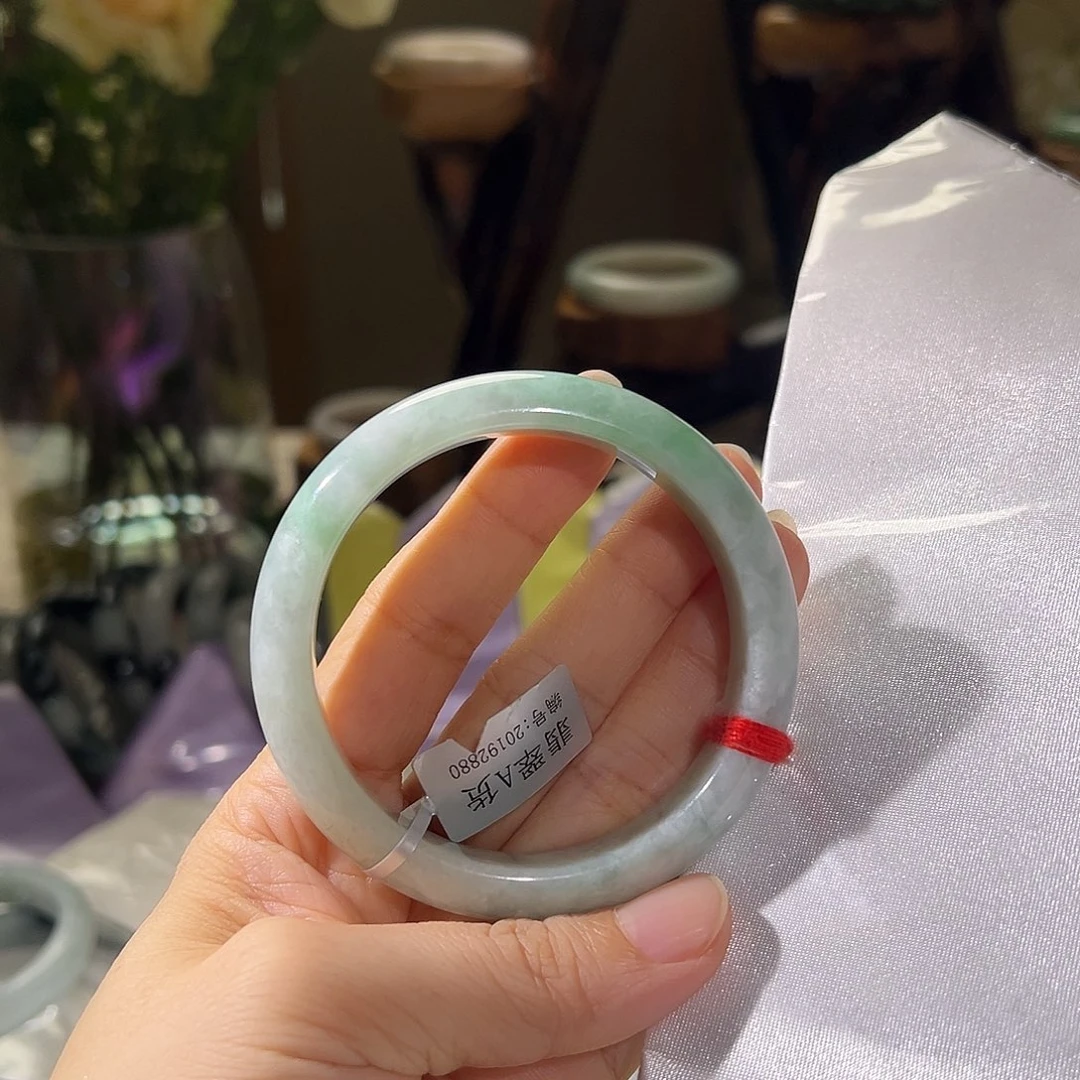 翡翠手镯未镶嵌天然缅甸A货翡翠手镯79