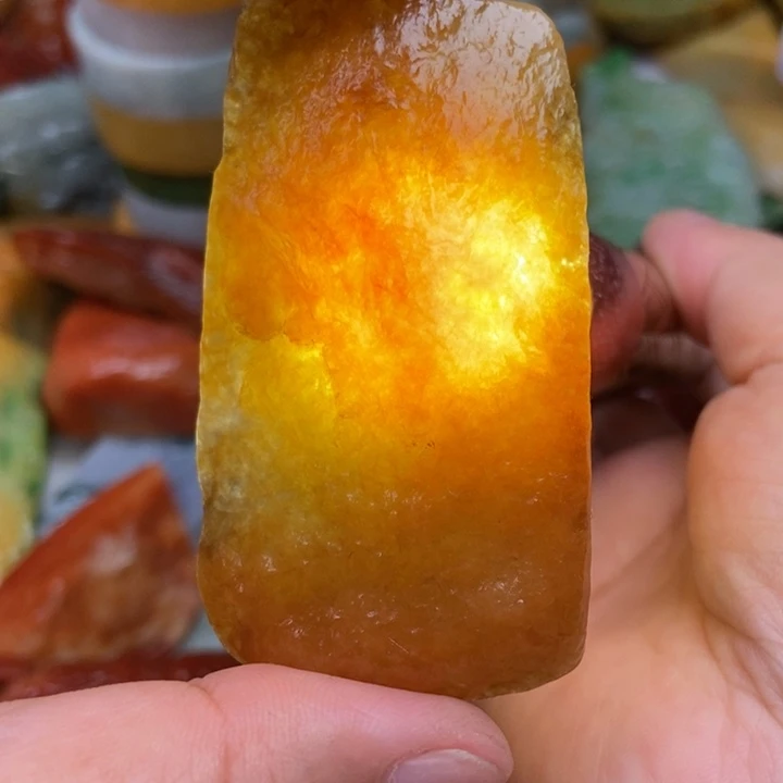 翡翠挂件未镶嵌缅甸翡翠