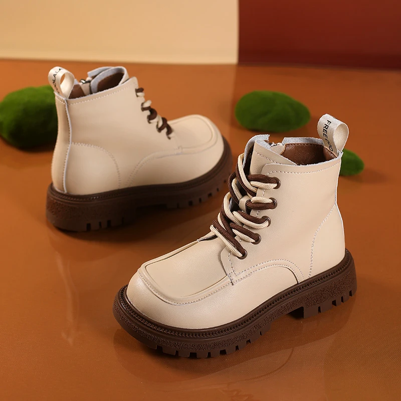 新款女童秋季防水靴子女孩马丁靴中帮软底单靴黑色时尚儿童短靴子