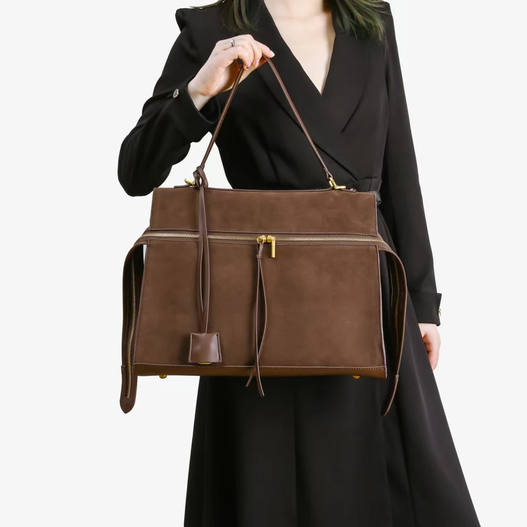 孤品新款单肩高级感粗链条腋下包斜跨链条包