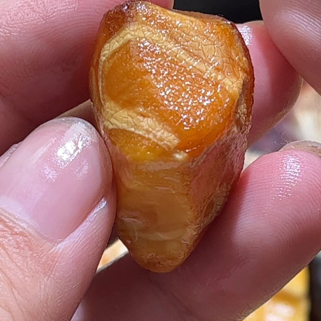 定制琥珀未镶嵌原石