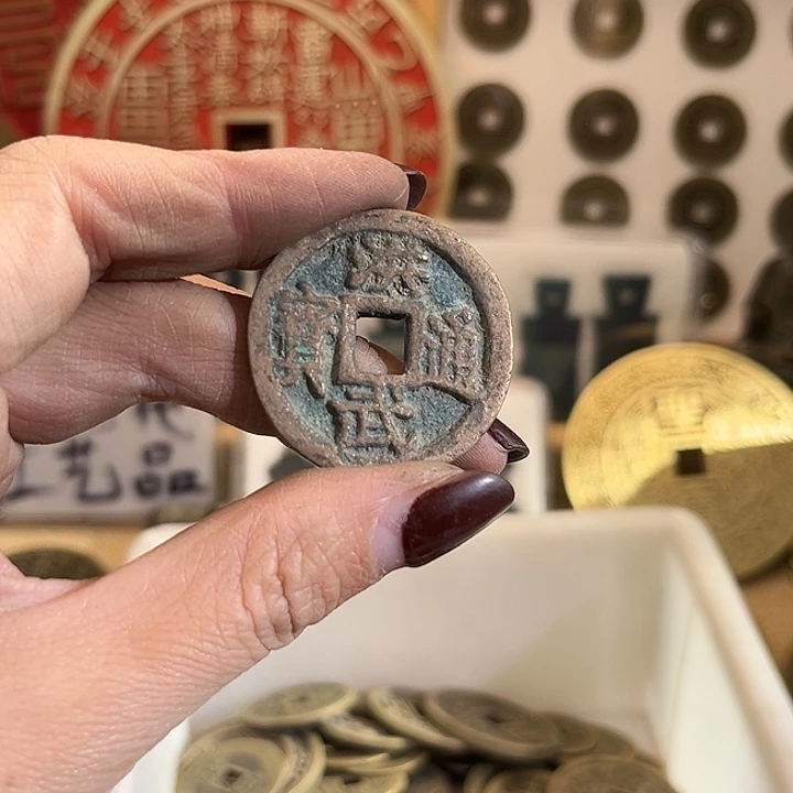 知***1铜现代翻砂工艺作品