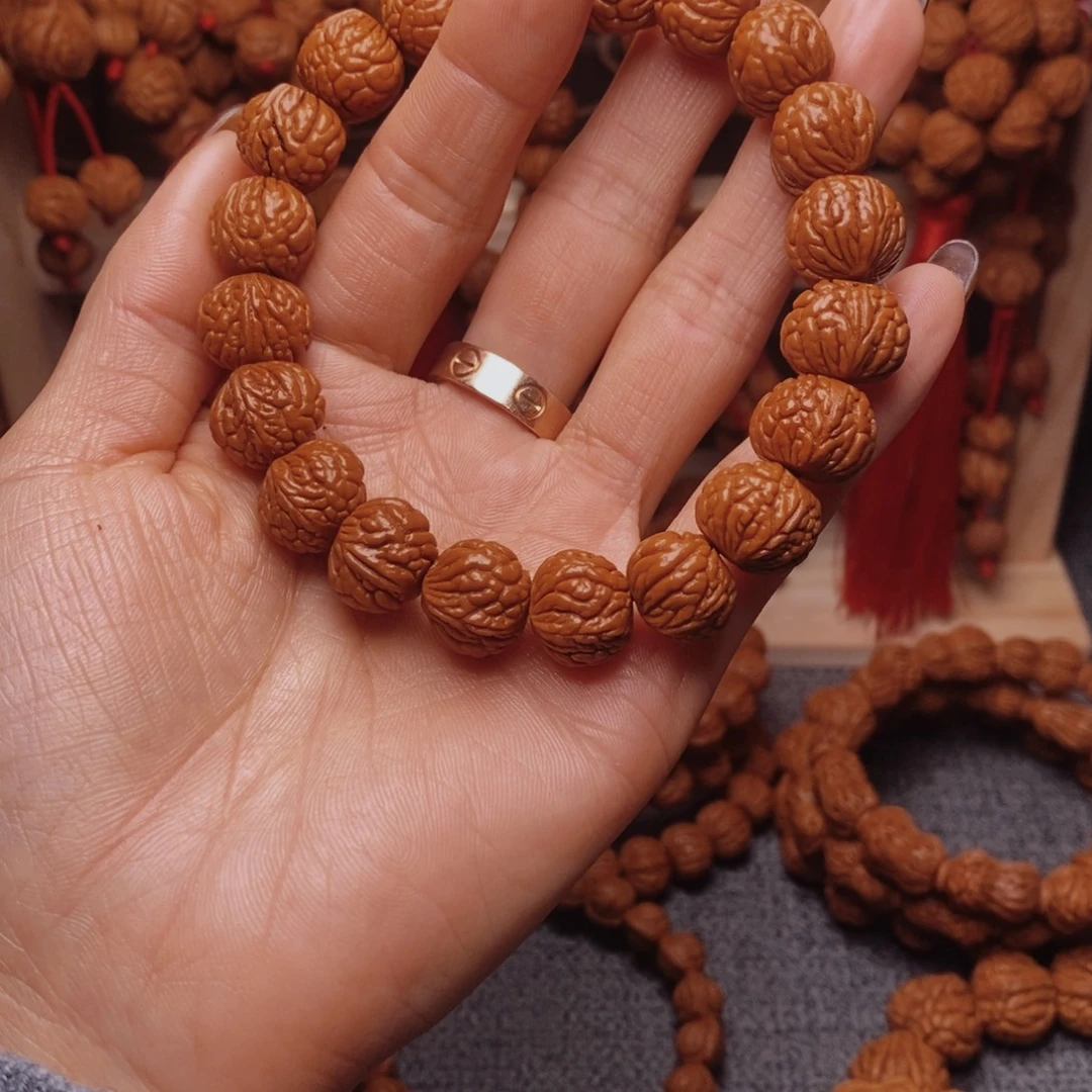 桃核吊坠龙纹桃枭