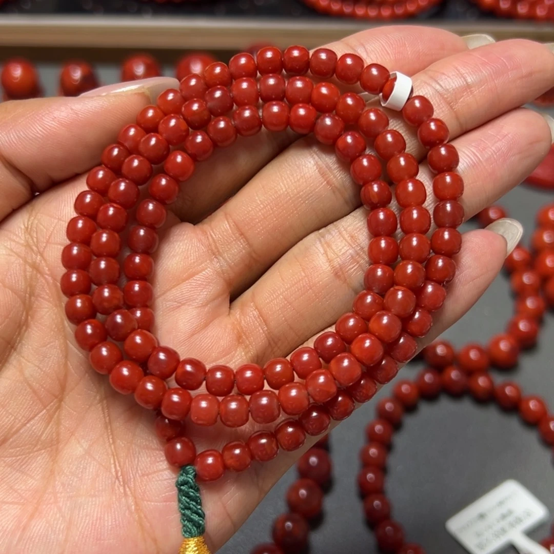 南红玛瑙未镶嵌手串 牛血红老型多圈 约5.5mm 毕业级