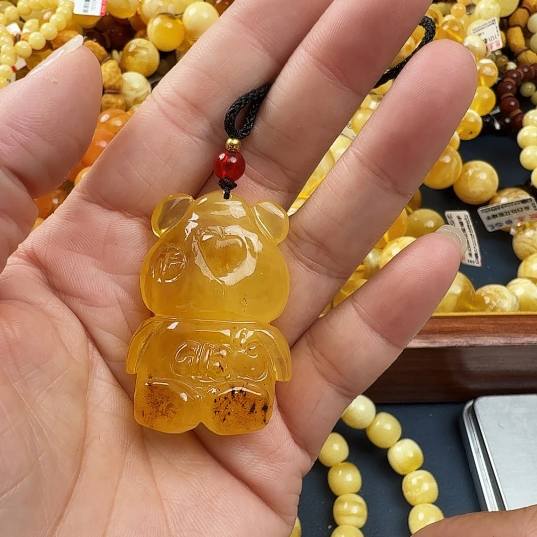 琥珀未镶嵌珠宝奇石