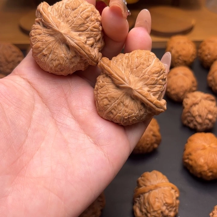 文***刘吊坠文玩核桃南瓜墩44全