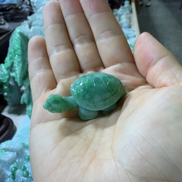 翡翠把件未镶嵌万寿无疆