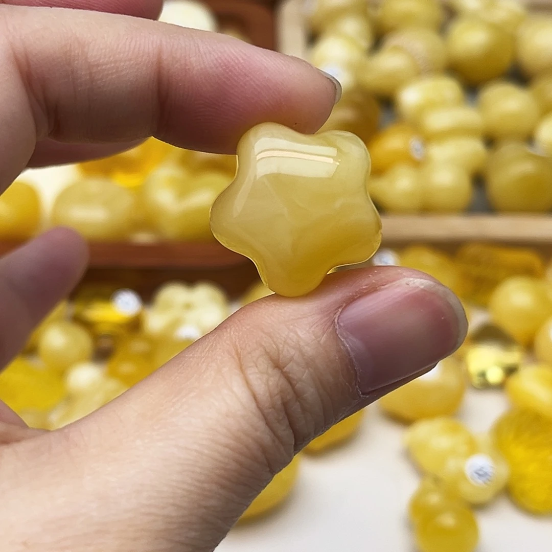 蜜蜡未镶嵌裸石天然