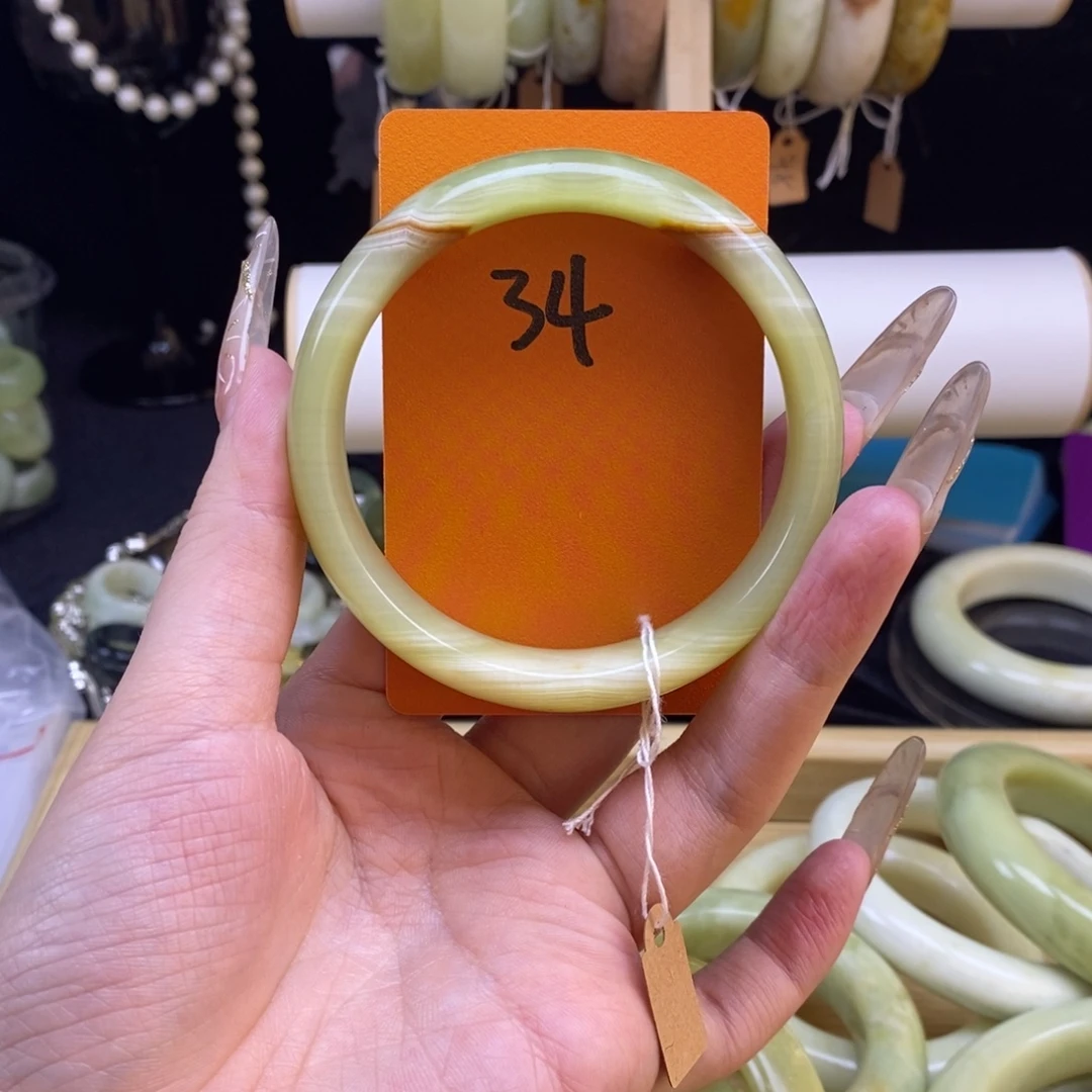 蛇纹石玉未镶嵌手镯60.7