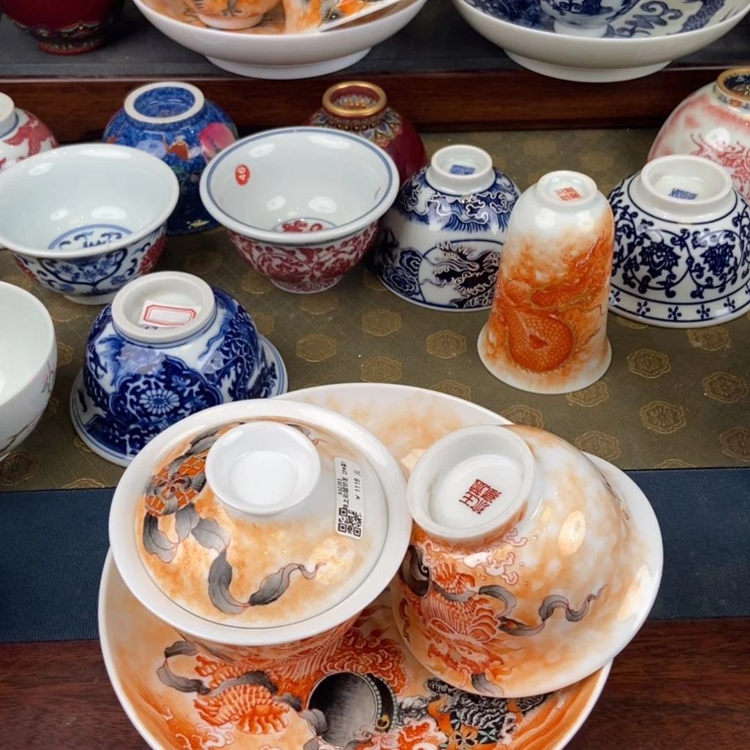 陶瓷艺术家的作品是一