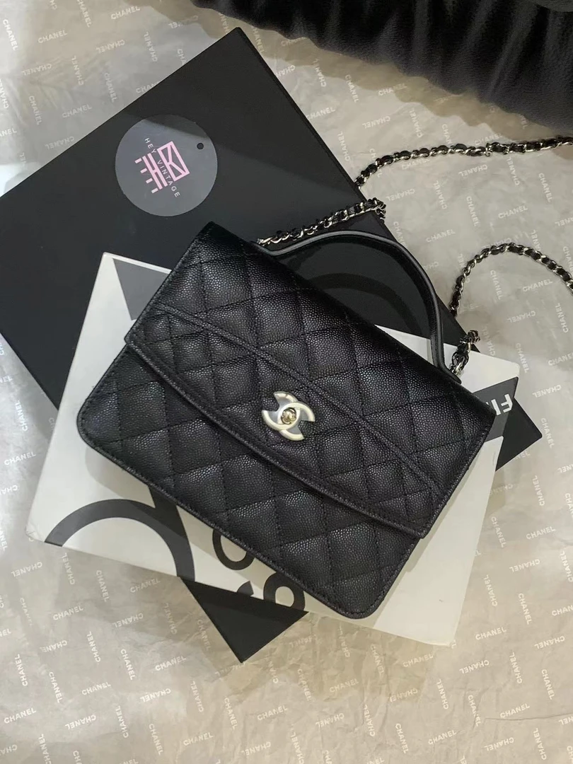 全新未使用 Chanel/香奈儿 黑金鱼子酱25c双肩包18cm 12794752