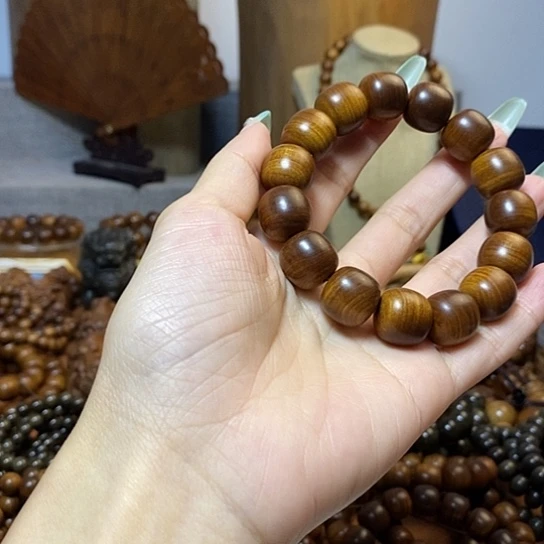 老山檀香黑肉沉水14-15桶珠手串