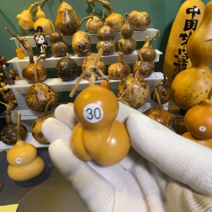默认微瑕不保龙头