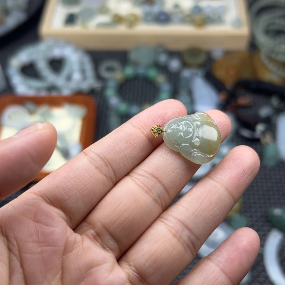 未镶嵌挂件翡翠佛公