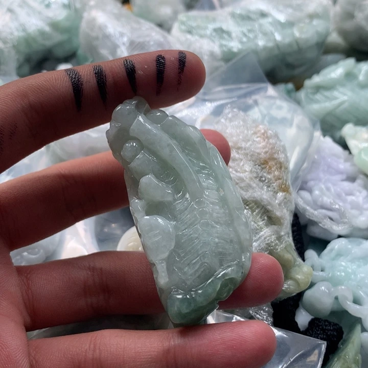 颈饰未镶嵌翡翠保真天然a货翡翠