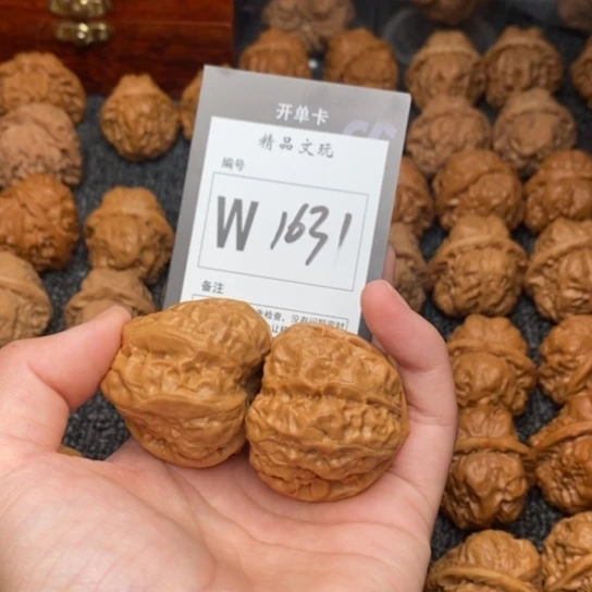 吊坠桃核我是第一百40