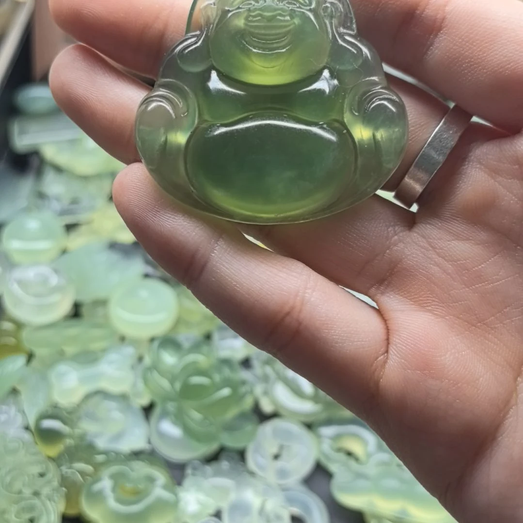 蛇纹石玉合金颈饰