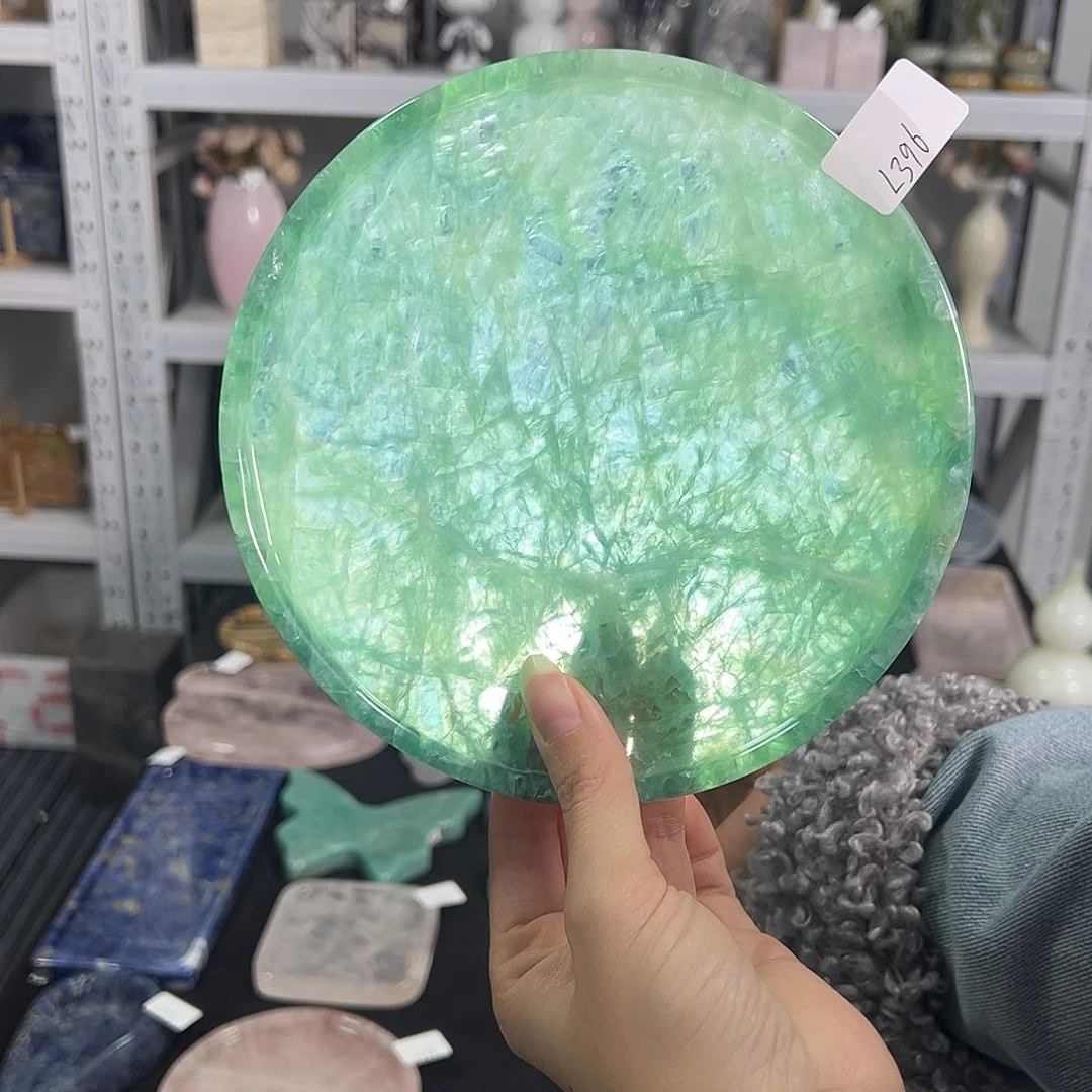 石材绿水晶。  396。