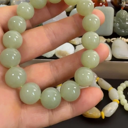 和田玉（糖玉）未镶嵌颈饰