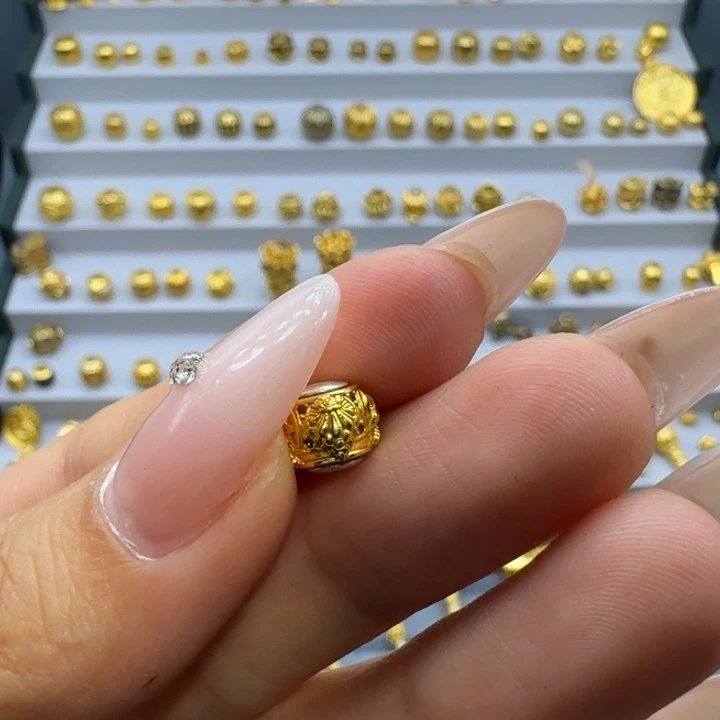 足银玻璃聚宝盆8的