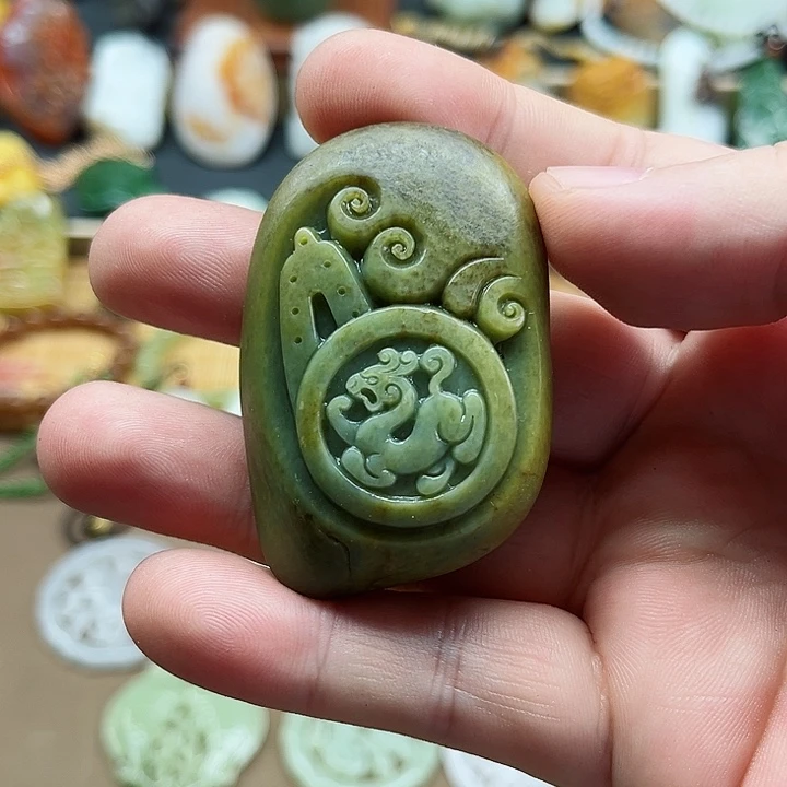 手链未镶嵌和田玉石**说