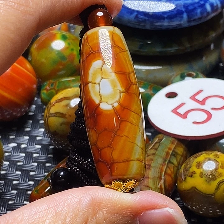 圻***光玛瑙/玉髓未镶嵌颈饰