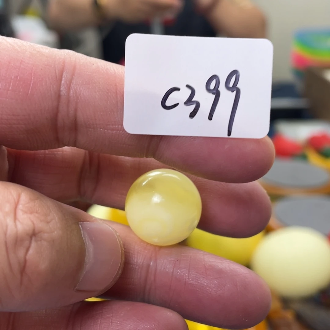 手链琥珀未镶嵌多样性发，发其中一件