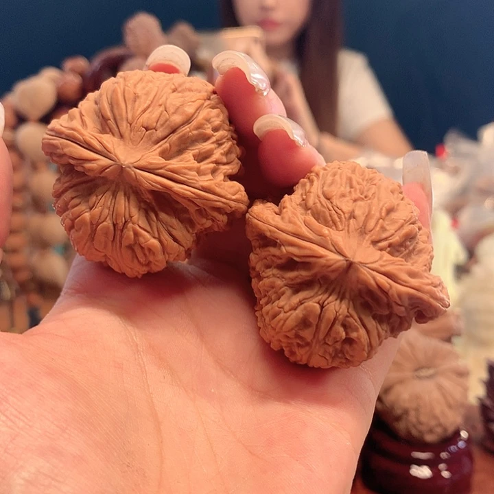 吊坠文玩核桃43球疆