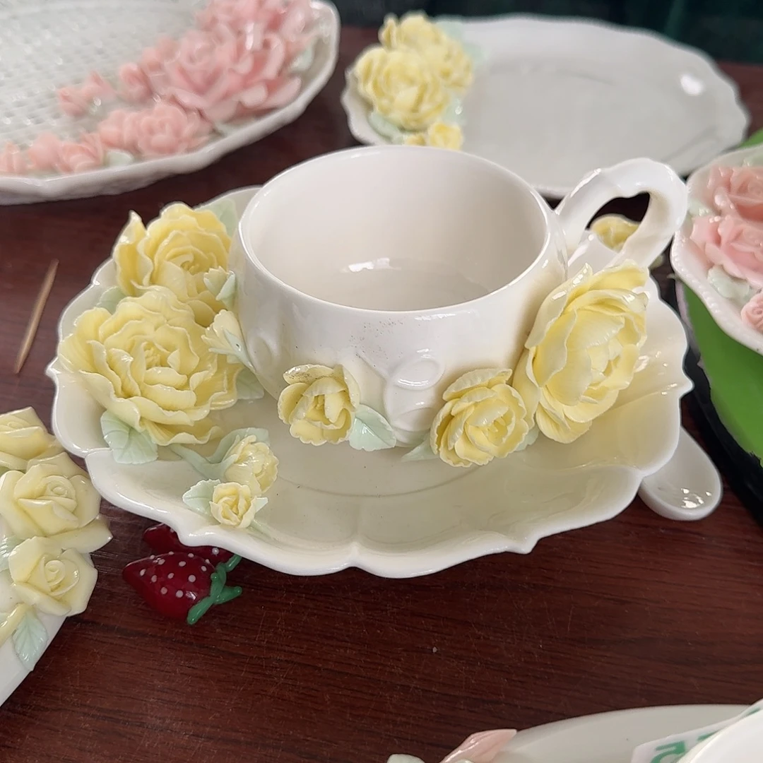 小***王手工捏花牡丹花咖啡杯碟一套