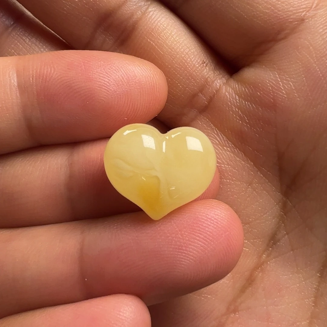 蜜蜡颈饰未镶嵌屁桃（打孔不退换）