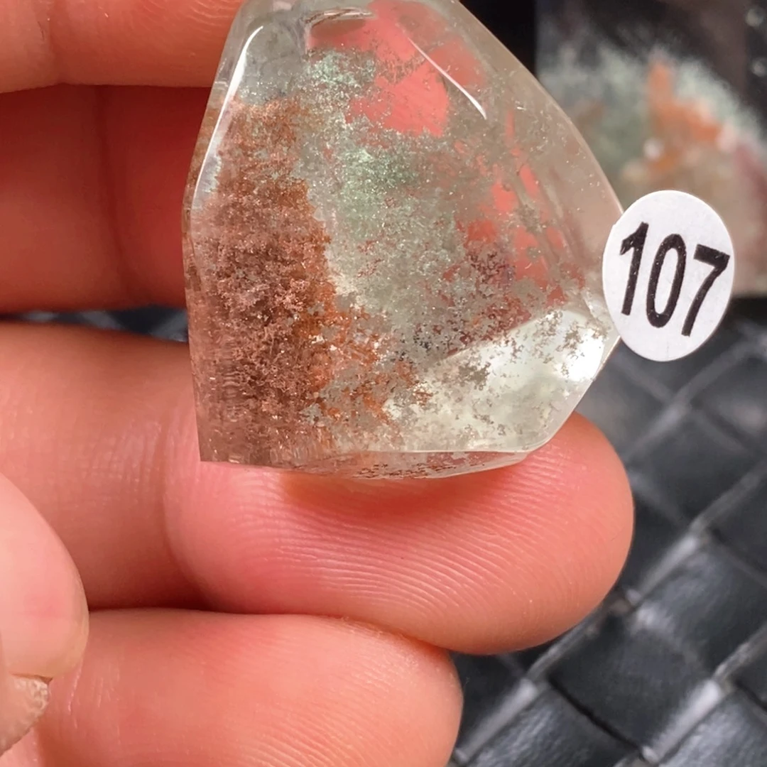 未镶嵌颈饰水晶水晶