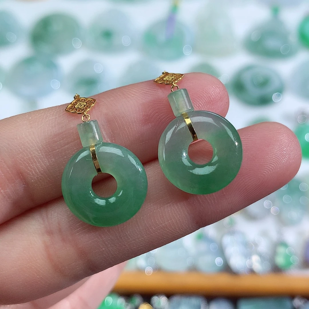 颈饰18K金镶嵌翡翠甜甜圈耳坠